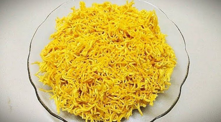Besan Sev Crispy Jini Sev | How to make Besan Sev in Gujarati
