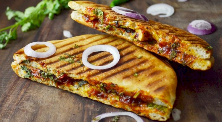 Paneer and Veggies Stuffed Kulcha Recipe