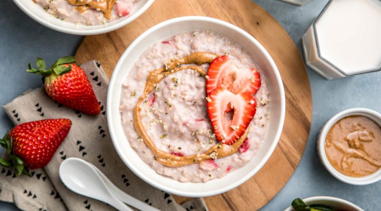 Almond Strawberry Cream Recipe