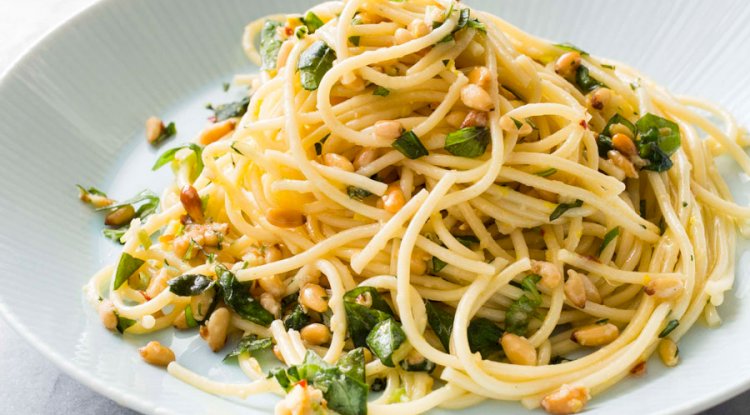 Walnut and Lemon Parsley Spaghetti Recipe
