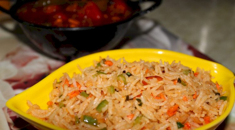 Schezwan Fried Rice and Chilli Paneer Recipe