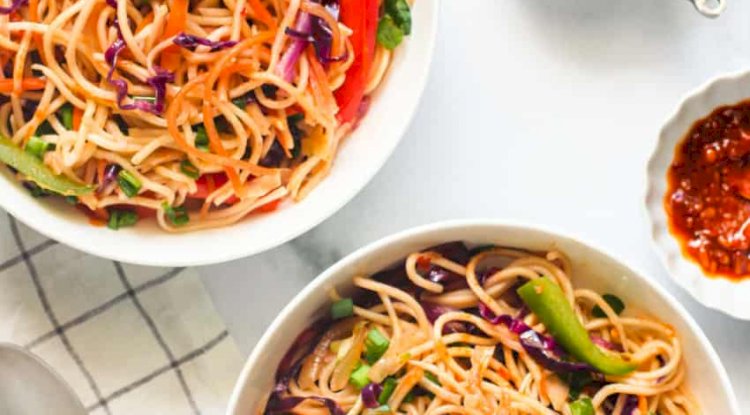 Veg Hakka Noodles Recipe