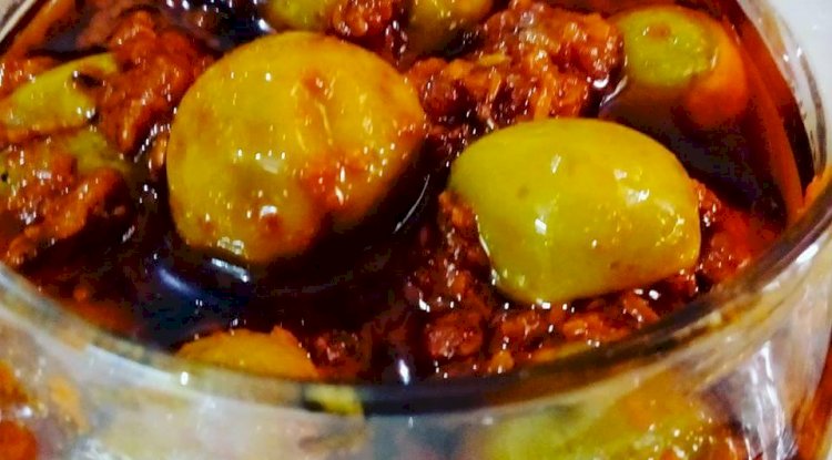 Goonde ka Achar Recipe