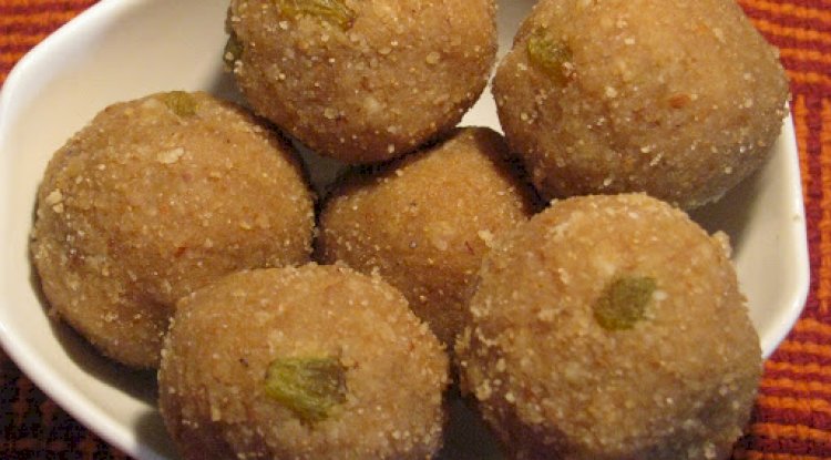 Churma Ladoo Recipe