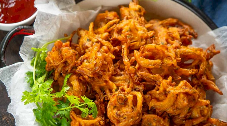 Onion Pakoda Recipe