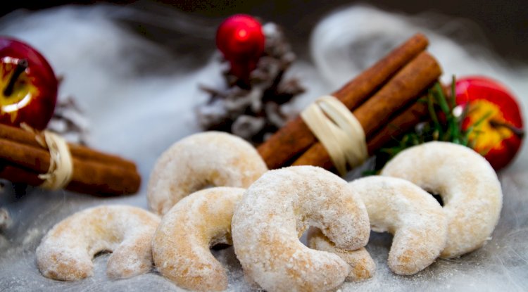 Vanilla Crescents Recipe