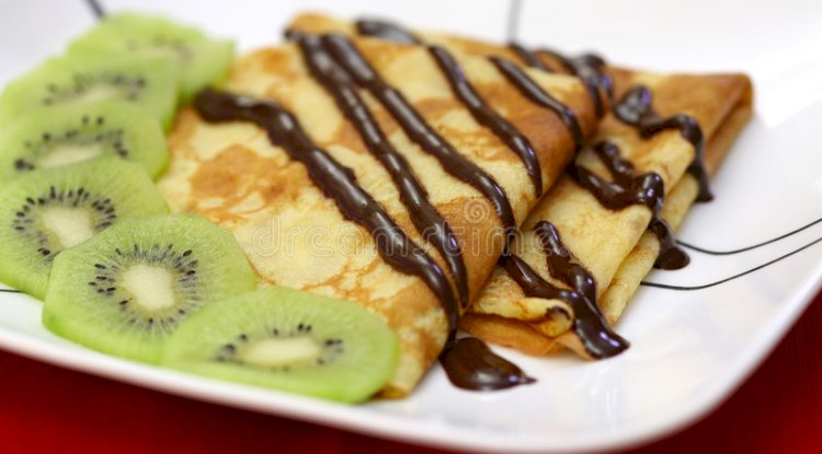 Nutella and Kiwi fruit Crepe Recipe