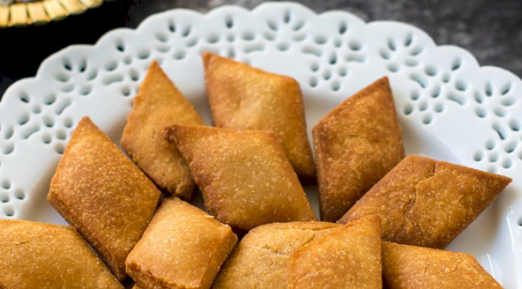 Baked Shakarpara Recipe