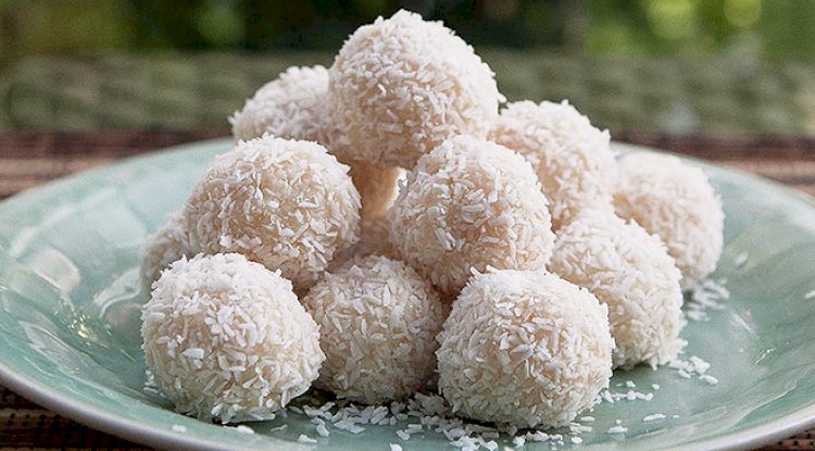 Dried Apple Laddoos Recipe