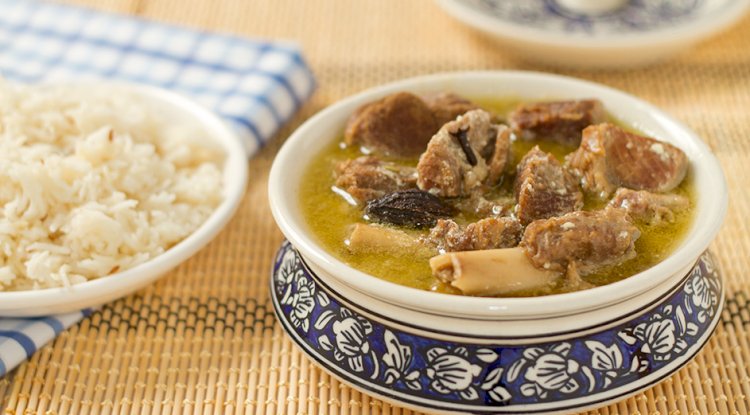 Kashmiri Mutton Yakhni Recipe
