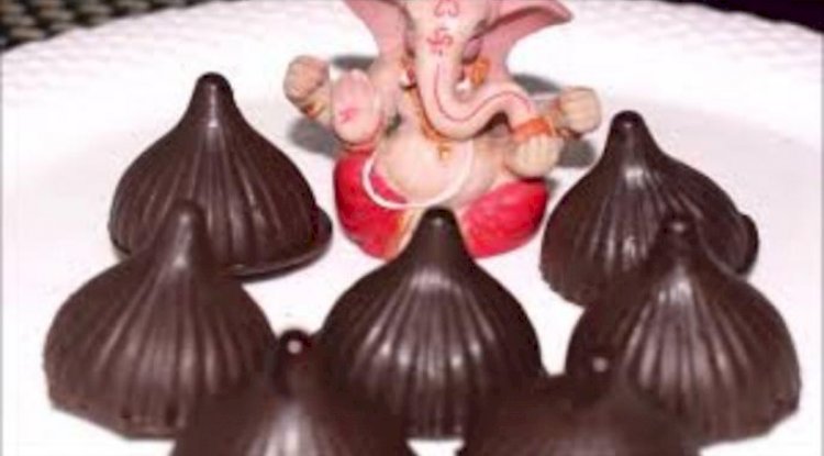 Chocolate Modak With Nuts Recipe
