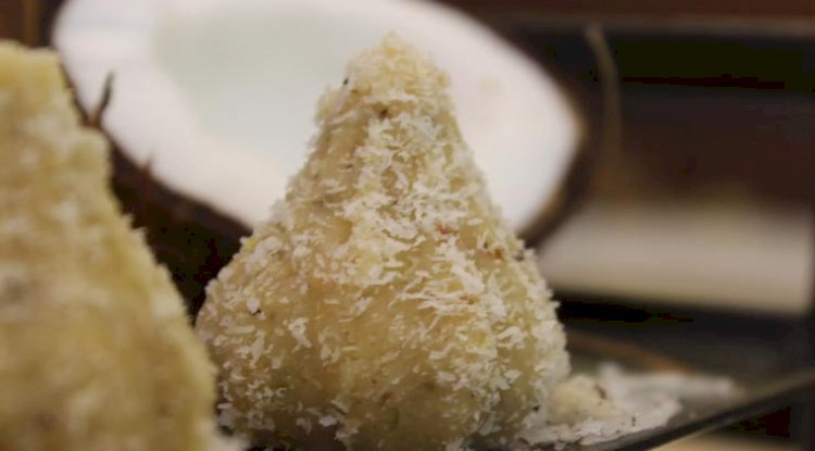 Nariyal Modak Recipe