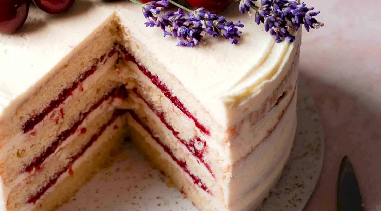 Mascarpone and Cherry Cake Recipe