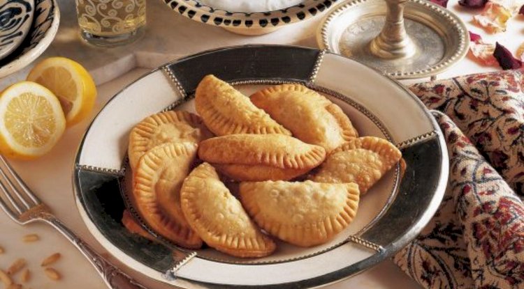 Semolina Gujiya Recipe