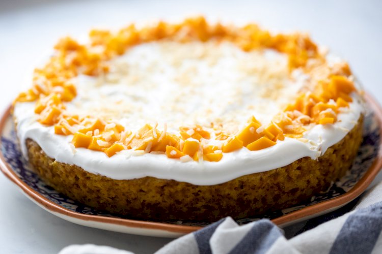 Egg less Wheat Mango Cake with Homemade Cream Recipe