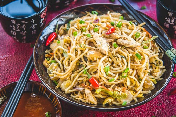 Chicken Hakka Noodles Recipe