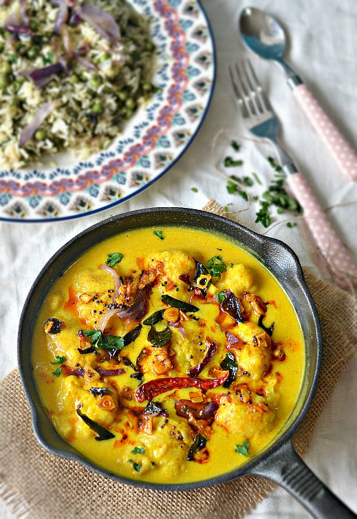 Punjabi Kadhi Pakodi Recipe
