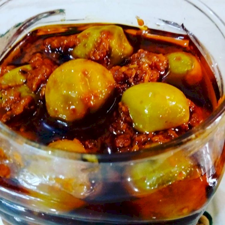 Goonde ka Achar Recipe