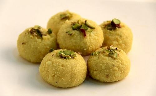 Kesar Malai Ke Laddu Recipe