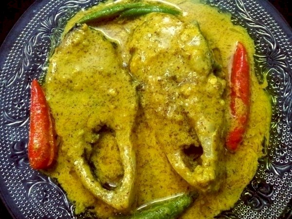 Sorshe Bata Illish Recipe