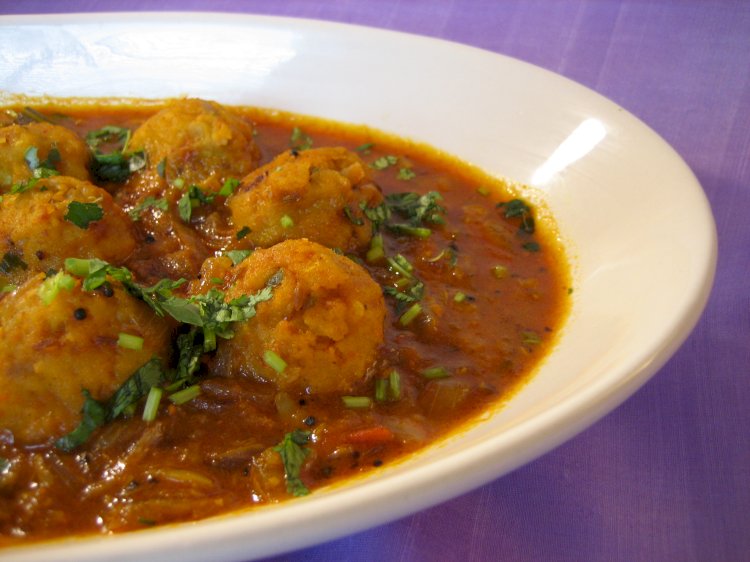 Paruppu Urundai Kulambu Recipe