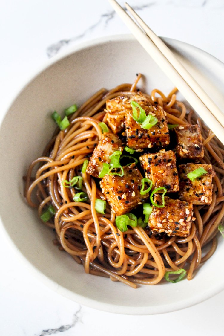 Thai Noodles Tofu Bowl Recipe