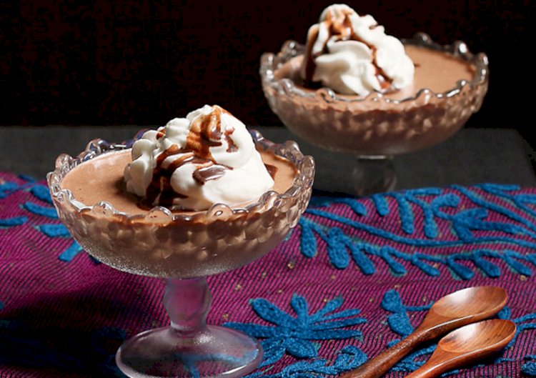 Eggless Chocolate and Honey Mousse Recipe